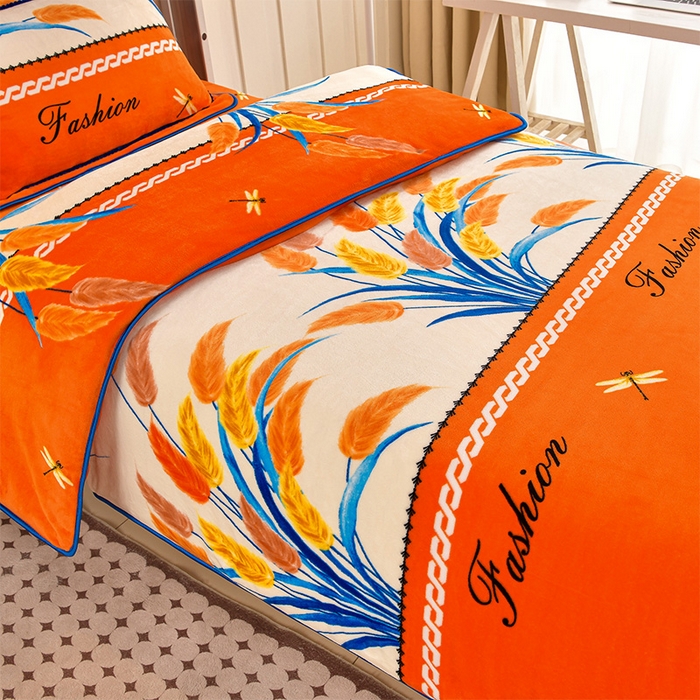 91家纺网 家纺一手货源 找家纺 硕喜 2025新款学生宿舍床系列牛奶绒学生三件套 穗穗平安