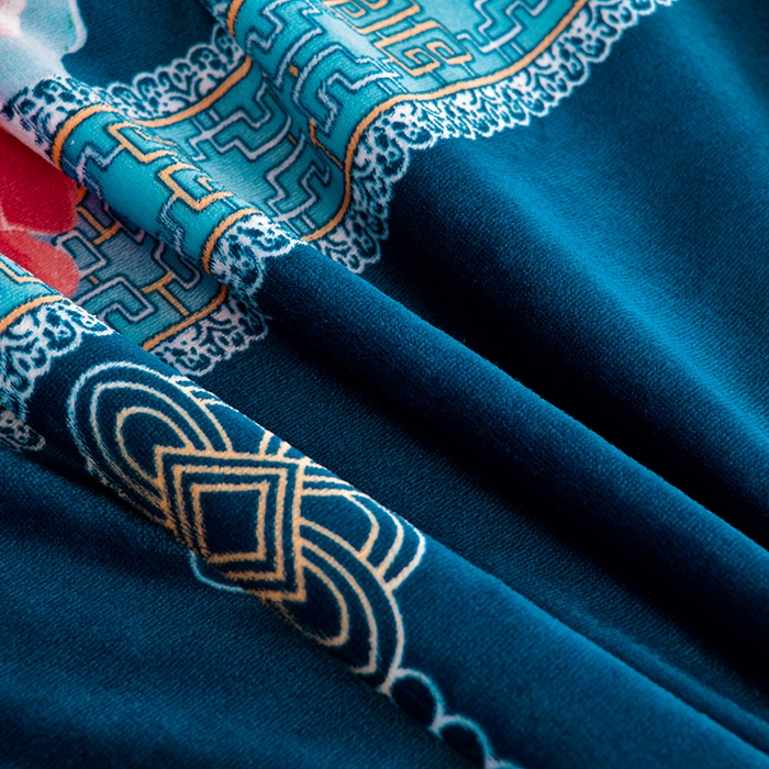 91家纺网 家纺一手货源 找家纺 硕喜 2025新款新8.5斤法莱绒四件套珊瑚牛奶金貂绒四件套床裙款 花开富贵