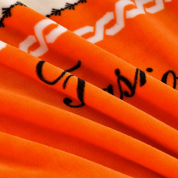 91家纺网 家纺一手货源 找家纺 硕喜 2025新款新8.5斤法莱绒四件套珊瑚牛奶金貂绒四件套床裙款 穗穗平安