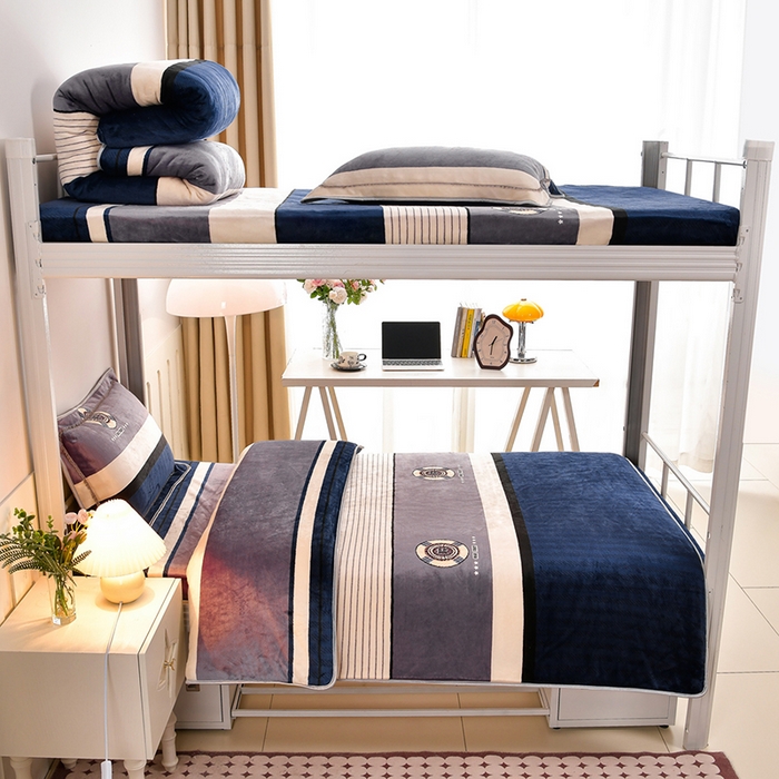 91家纺网 家纺一手货源 找家纺 硕喜 2025新款学生宿舍床系列牛奶绒学生三件套 青春岁月