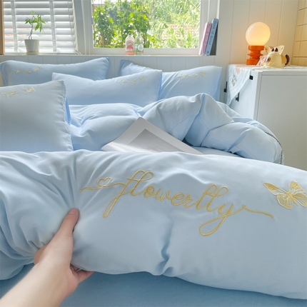 91家纺网 家纺一手货源 找家纺 （总）义博家纺 2025新款A类云朵刺绣四件套-蝴蝶