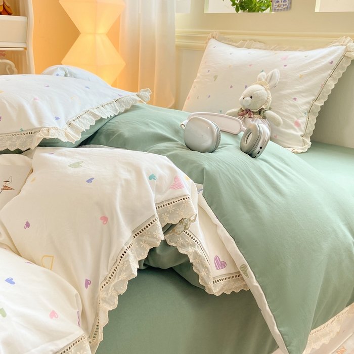 91家纺网 家纺一手货源 找家纺 大麦家纺 25年新款高克重印花水洗棉花边四件套 缤纷爱心