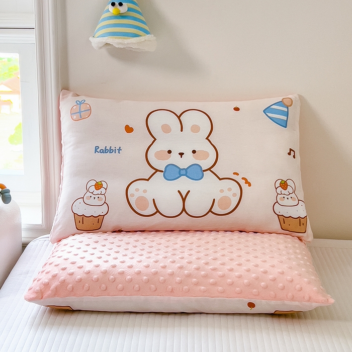 91家纺网 家纺一手货源 找家纺 （总）云恋 2025卡通全棉儿童豆豆枕午睡枕学生枕头幼儿园枕头小孩男孩女孩枕芯加枕套可拆卸