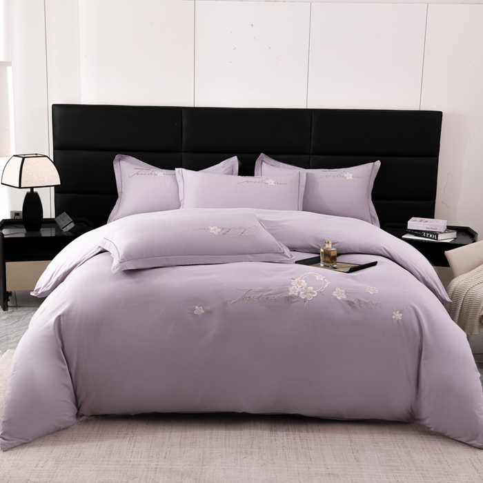 91家纺网 家纺一手货源 找家纺 U品汇 2025新品40S长绒棉加厚全棉纯棉陶瓷磨毛刺绣花四件套100%棉碳素磨毛 春漫-淡雅紫