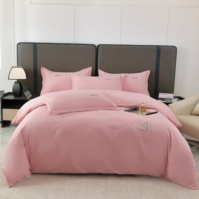 91家纺网 家纺一手货源 找家纺 U品汇 2025新品40S长绒棉加厚全棉纯棉陶瓷磨毛刺绣花四件套100%棉碳素磨毛 碧海蓝天-贵族粉