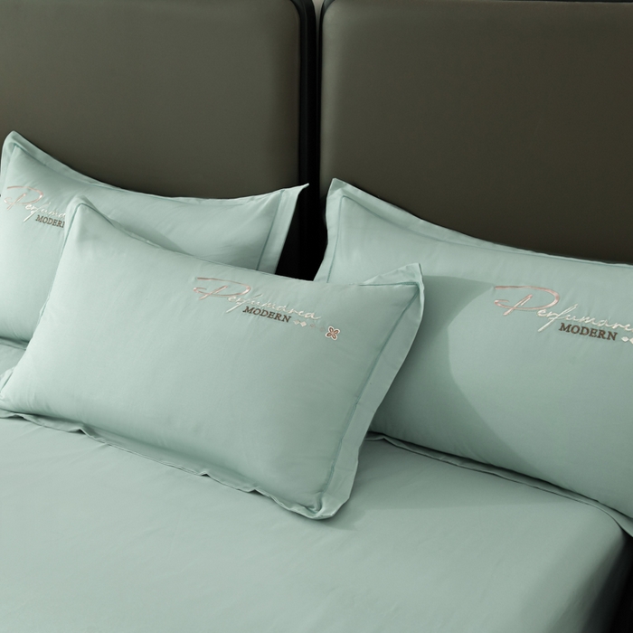 91家纺网 家纺一手货源 找家纺 U品汇 2025新品40S长绒棉加厚全棉纯棉陶瓷磨毛刺绣花四件套100%棉碳素磨毛 碧海蓝天-冰川绿