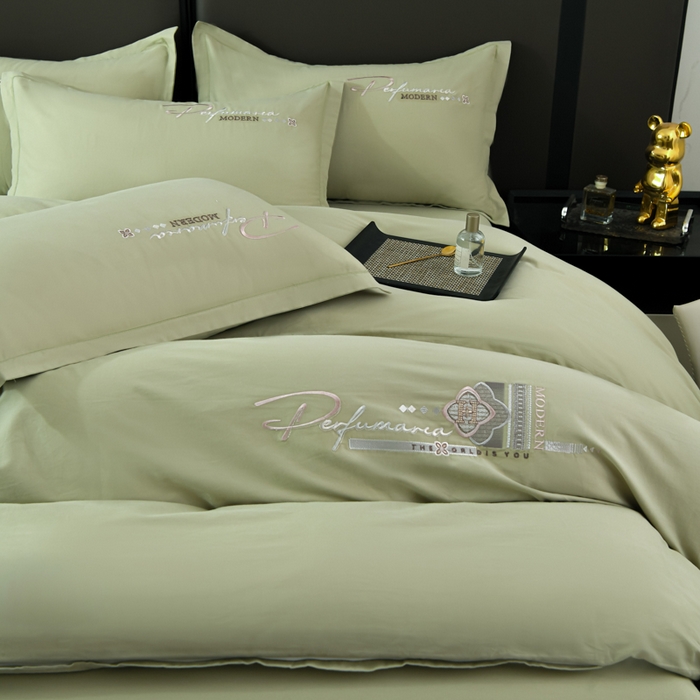 91家纺网 家纺一手货源 找家纺 U品汇 2025新品40S长绒棉加厚全棉纯棉陶瓷磨毛刺绣花四件套100%棉碳素磨毛 碧海蓝天-浅豆绿