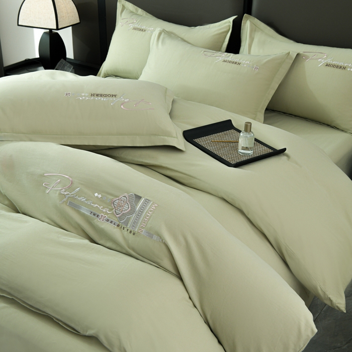 91家纺网 家纺一手货源 找家纺 U品汇 2025新品40S长绒棉加厚全棉纯棉陶瓷磨毛刺绣花四件套100%棉碳素磨毛 碧海蓝天-浅豆绿