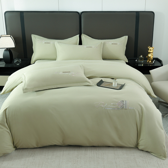 91家纺网 家纺一手货源 找家纺 U品汇 2025新品40S长绒棉加厚全棉纯棉陶瓷磨毛刺绣花四件套100%棉碳素磨毛 碧海蓝天-浅豆绿