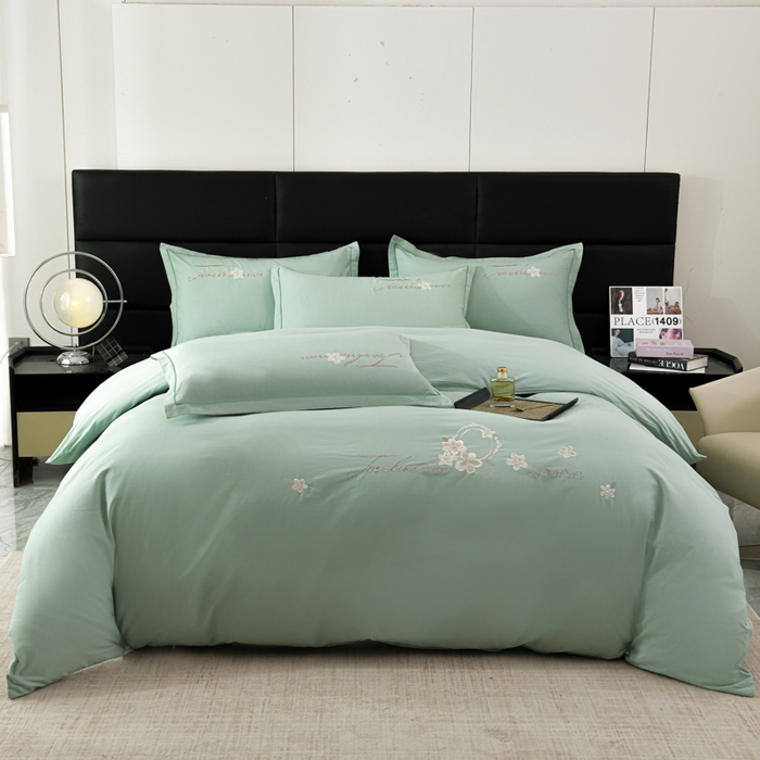 U品汇 2025新品40S长绒棉加厚全棉纯棉陶瓷磨毛刺绣花四件套100%棉碳素磨毛 春漫-冰川绿