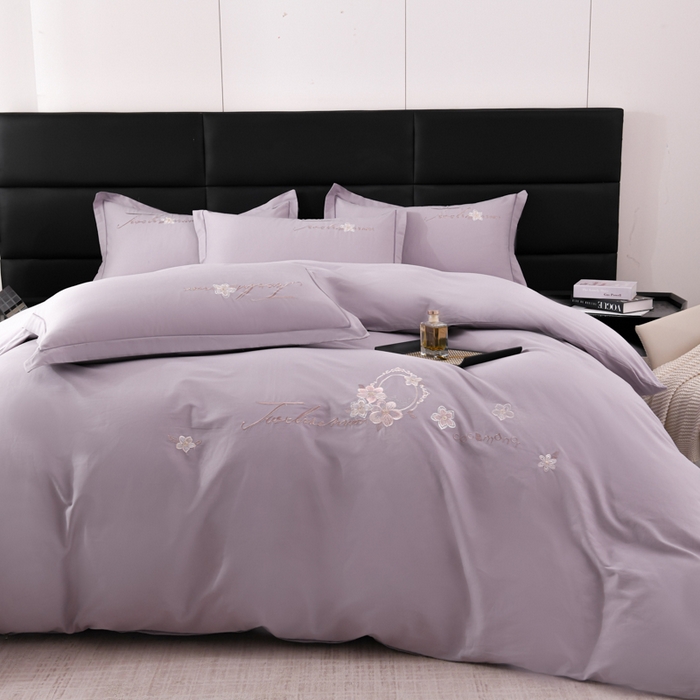 91家纺网 家纺一手货源 找家纺 U品汇 2025新品40S长绒棉加厚全棉纯棉陶瓷磨毛刺绣花四件套100%棉碳素磨毛 春漫-淡雅紫