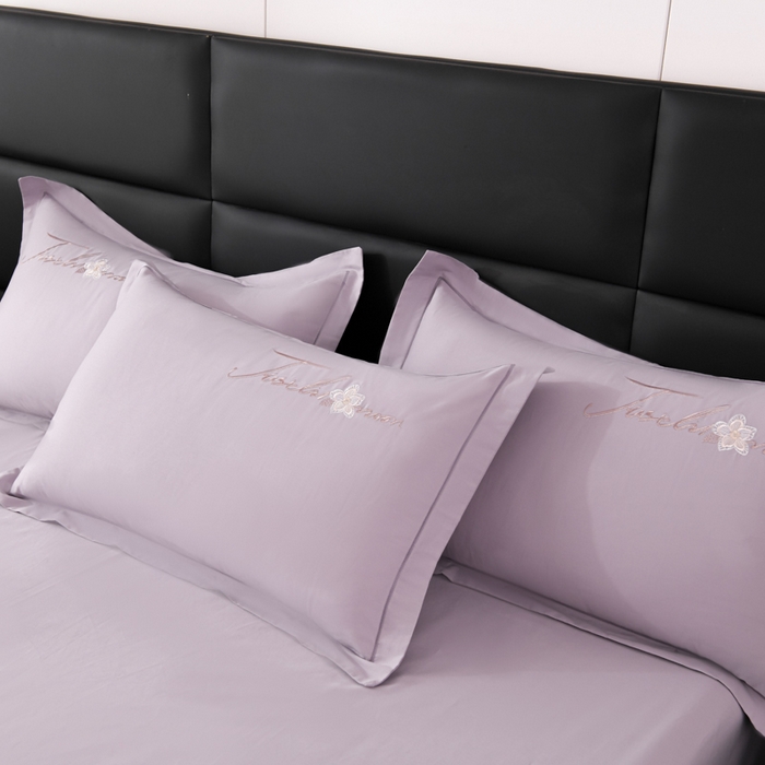 91家纺网 家纺一手货源 找家纺 U品汇 2025新品40S长绒棉加厚全棉纯棉陶瓷磨毛刺绣花四件套100%棉碳素磨毛 春漫-淡雅紫