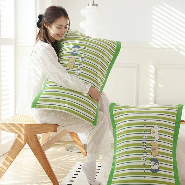 91家纺网 家纺一手货源 找家纺 朴尔家纺-毛巾被2025新款全棉加厚八层纱布大版花萌宠絮花系列枕巾 条纹狗狗52*78一对