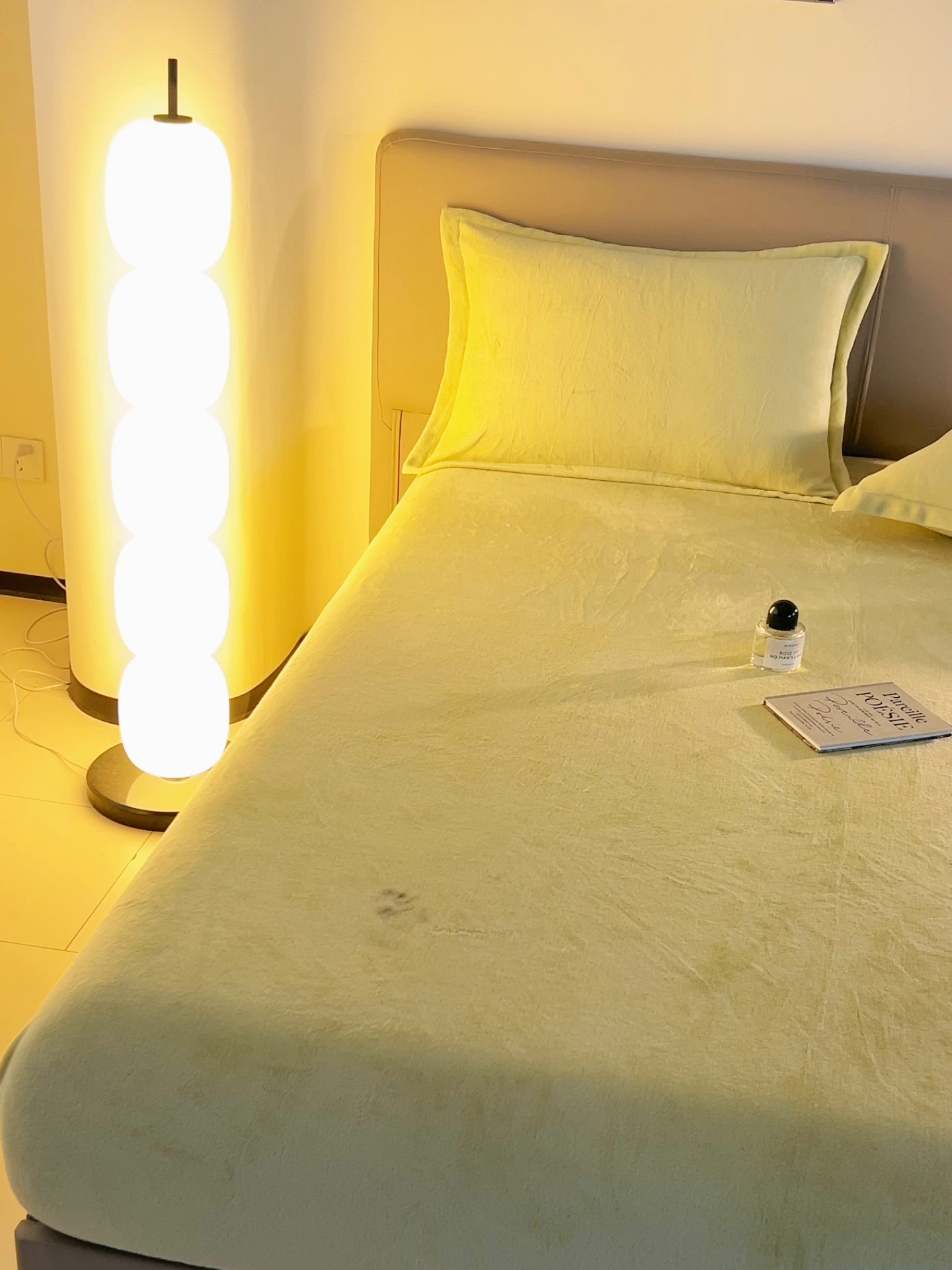 91家纺网 家纺一手货源 找家纺 （总）简爱 2025新款纯色牛奶绒单床笠