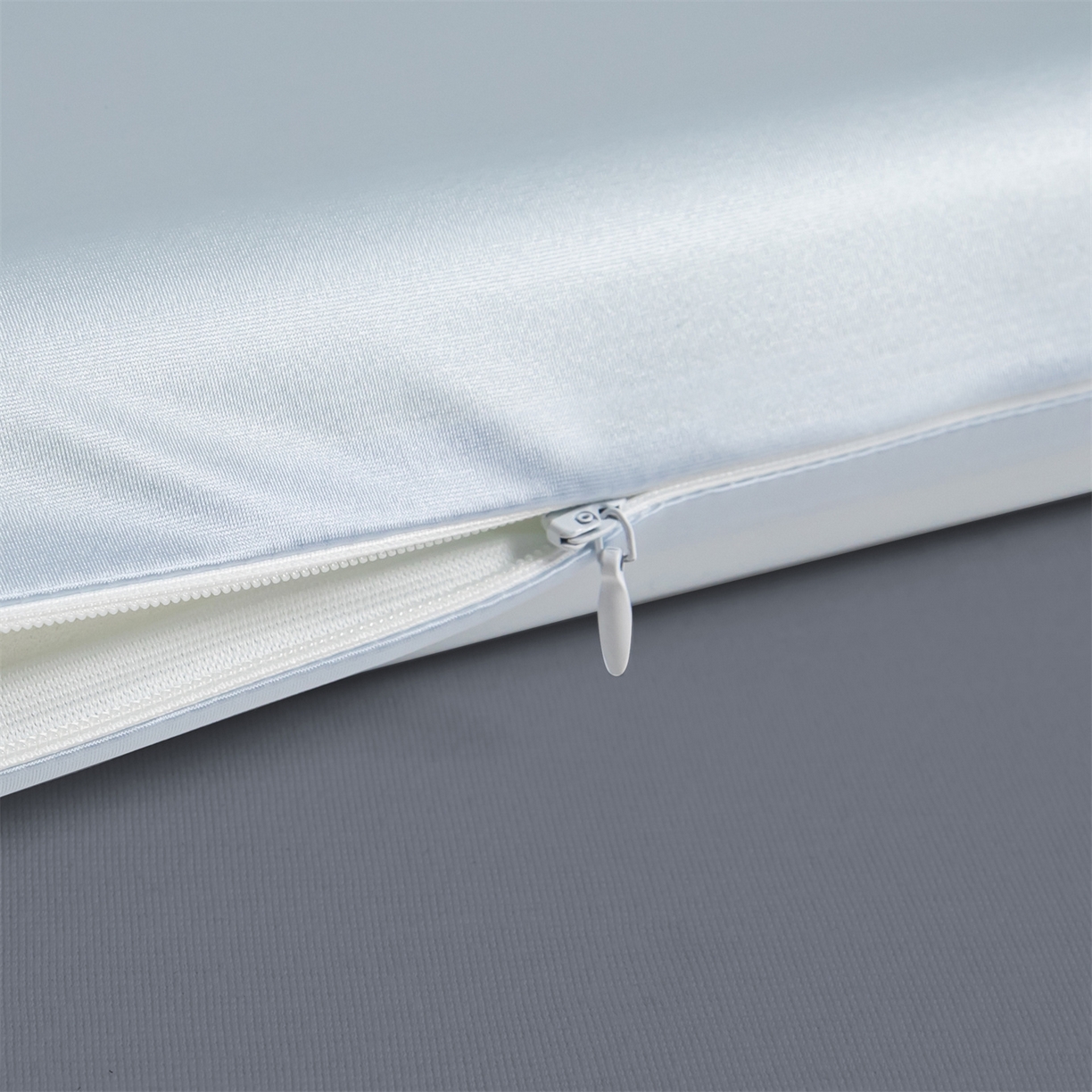 91家纺网 家纺一手货源 找家纺 麦肯锡 2025新款太空零压记忆枕  枕头枕芯 蓝色6cm/对（含礼盒） 40*70cm