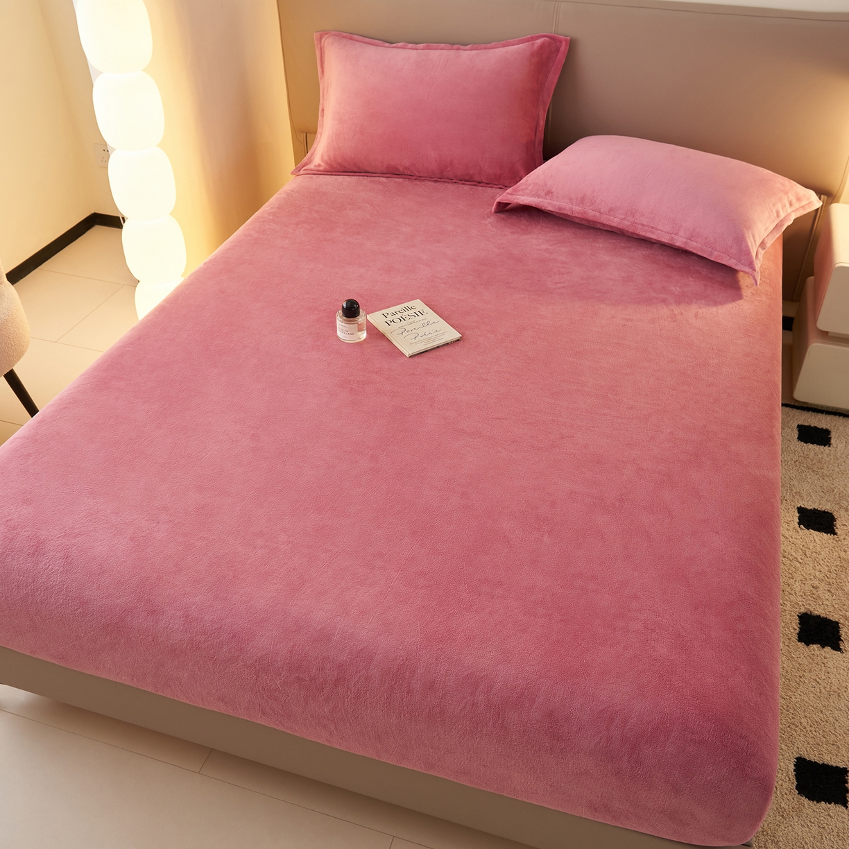 91家纺网 家纺一手货源 找家纺 简爱 2025新款纯色牛奶绒单床笠 豆沙