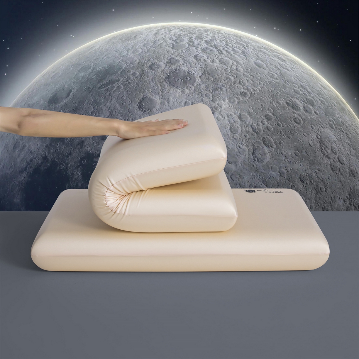 91家纺网 家纺一手货源 找家纺 麦肯锡 2025新款太空零压记忆枕  枕头枕芯 香槟色8cm/对（含礼盒） 40*70cm