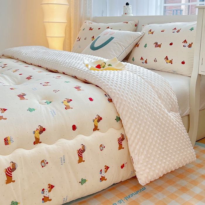 91家纺网 家纺一手货源 找家纺 天瑜家纺 2025新款针织棉豆豆绒大豆被冬被被子被芯 狗狗粉