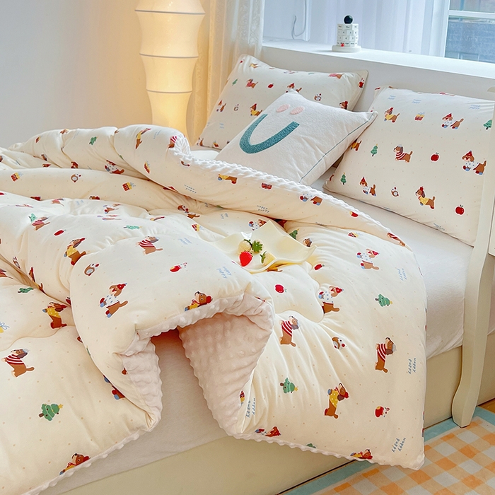 91家纺网 家纺一手货源 找家纺 天瑜家纺 2025新款针织棉豆豆绒大豆被冬被被子被芯 狗狗粉