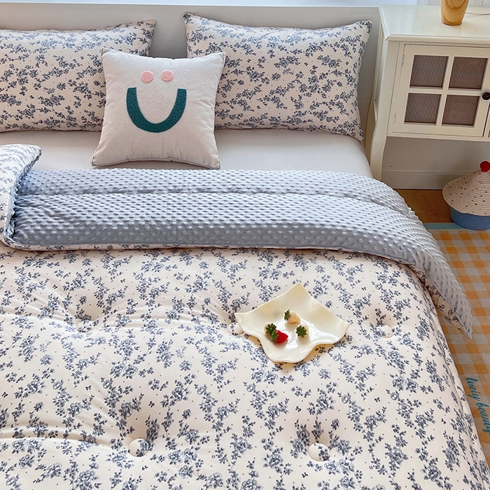 91家纺网 家纺一手货源 找家纺 天瑜家纺 2025新款针织棉豆豆绒大豆被冬被被子被芯 兰心