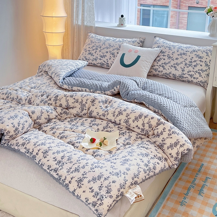 91家纺网 家纺一手货源 找家纺 天瑜家纺 2025新款针织棉豆豆绒大豆被冬被被子被芯 兰心