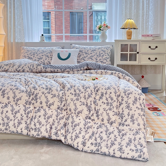 91家纺网 家纺一手货源 找家纺 天瑜家纺 2025新款针织棉豆豆绒大豆被冬被被子被芯 兰心