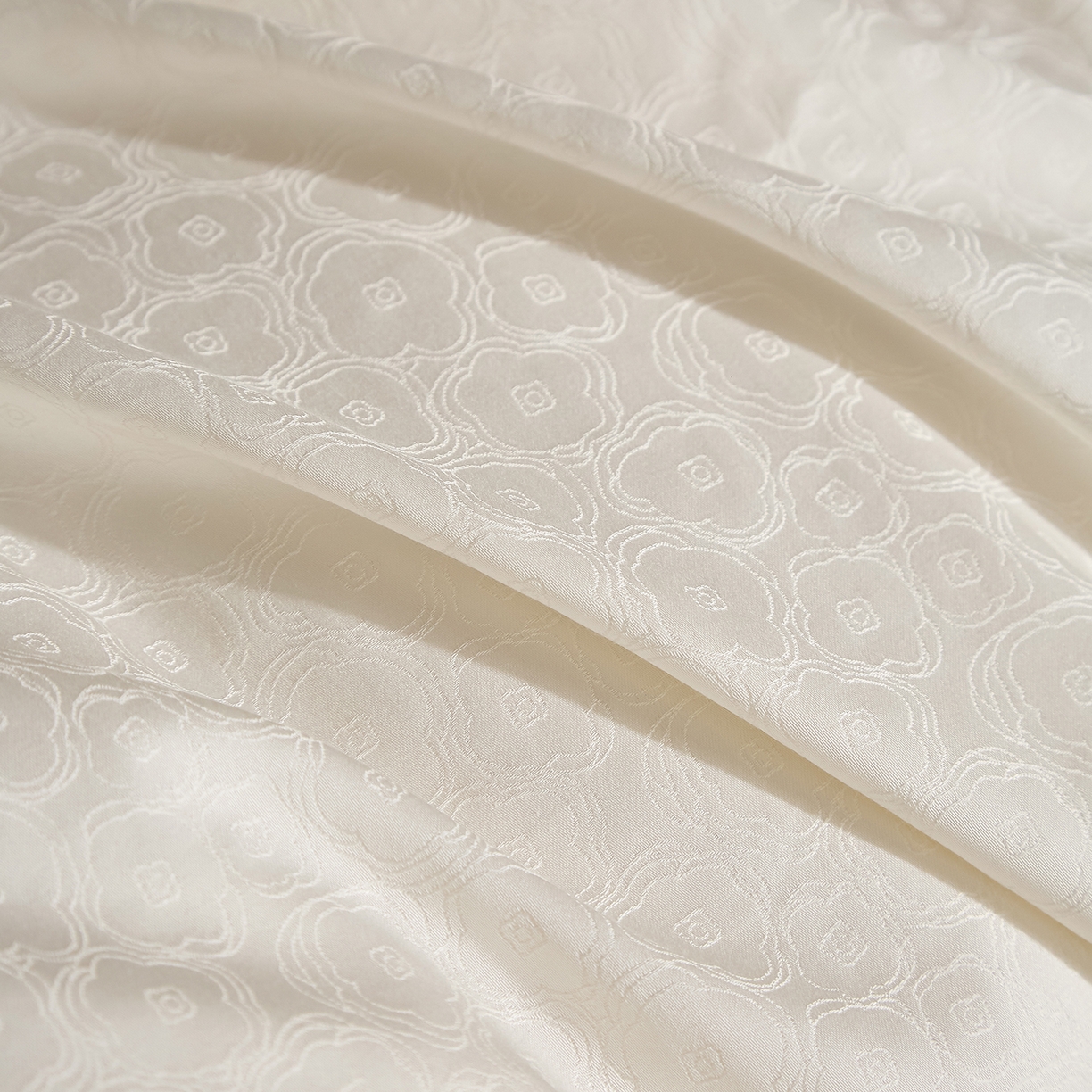 91家纺网 家纺一手货源 找家纺 （总）ONE TWO ONE 121 2025新款高支高密长绒棉贡缎精工提花四件套-壹朵甜甜