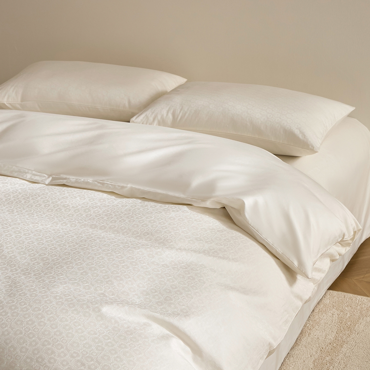 91家纺网 家纺一手货源 找家纺 （总）ONE TWO ONE 121 2025新款高支高密长绒棉贡缎精工提花四件套-壹朵甜甜