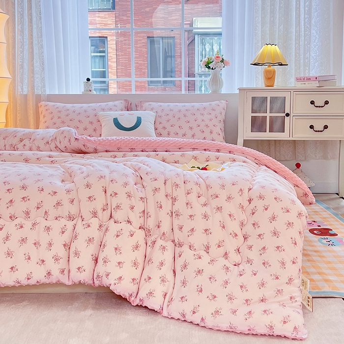 91家纺网 家纺一手货源 找家纺 天瑜家纺 2025新款针织棉豆豆绒大豆被冬被被子被芯 小花粉