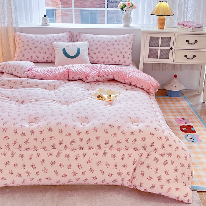 91家纺网 家纺一手货源 找家纺 天瑜家纺 2025新款针织棉豆豆绒大豆被冬被被子被芯 小花粉