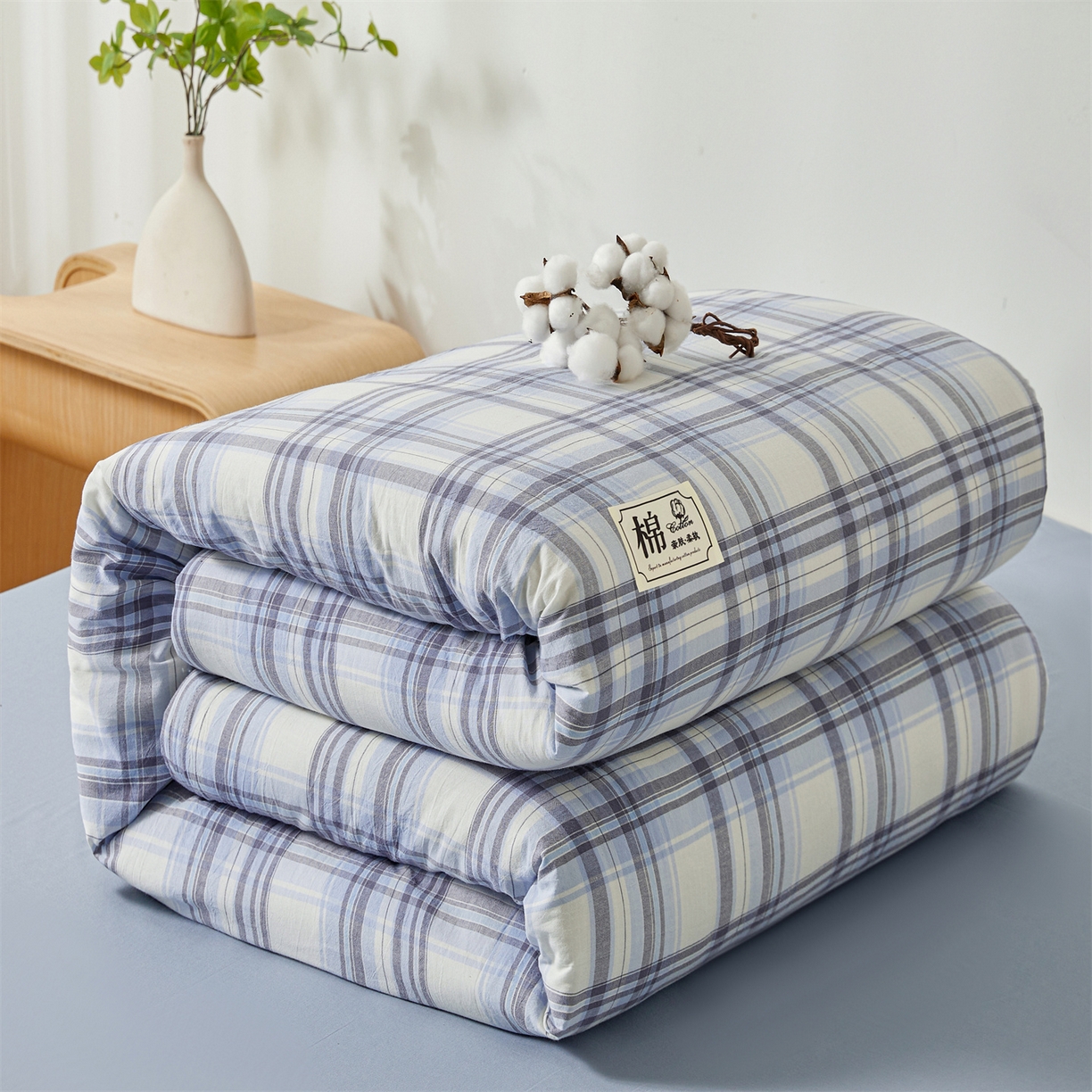 91家纺网 家纺一手货源 找家纺 晓时候 2025新款无印风亲肤水洗棉新疆棉花被可拆洗被子被芯冬被春秋被 霍格蓝