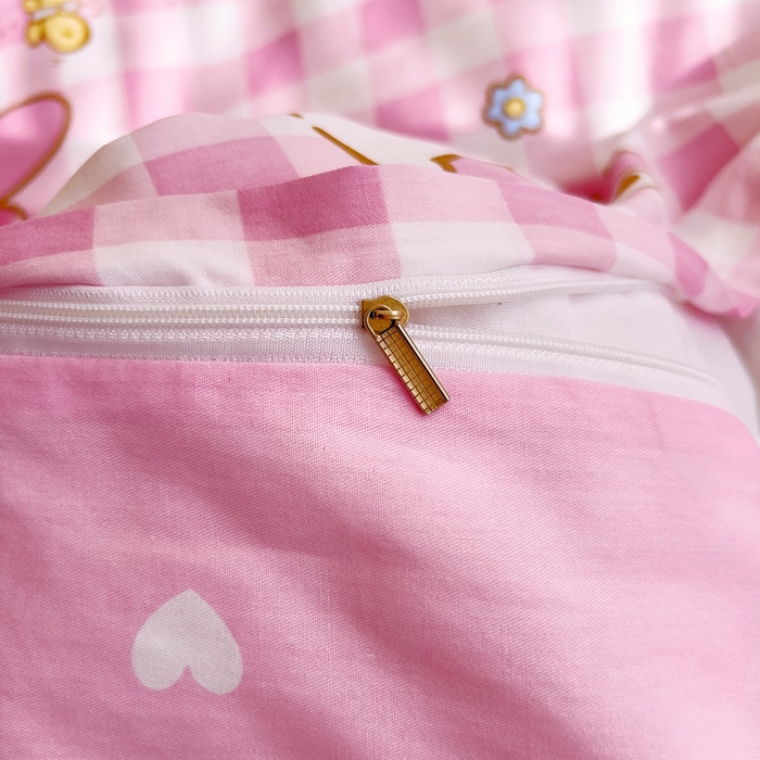 91家纺网 家纺一手货源 找家纺 吉咪兔 2025新款正版三丽鸥库洛米美乐蒂幼儿园被子三件套纯棉被褥六件套午睡粉格美乐蒂