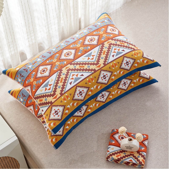 91家纺网 家纺一手货源 找家纺 朴尔家纺-毛巾被2025新款全棉多彩四层纱布枕巾 几何幻想52*78枕巾一对