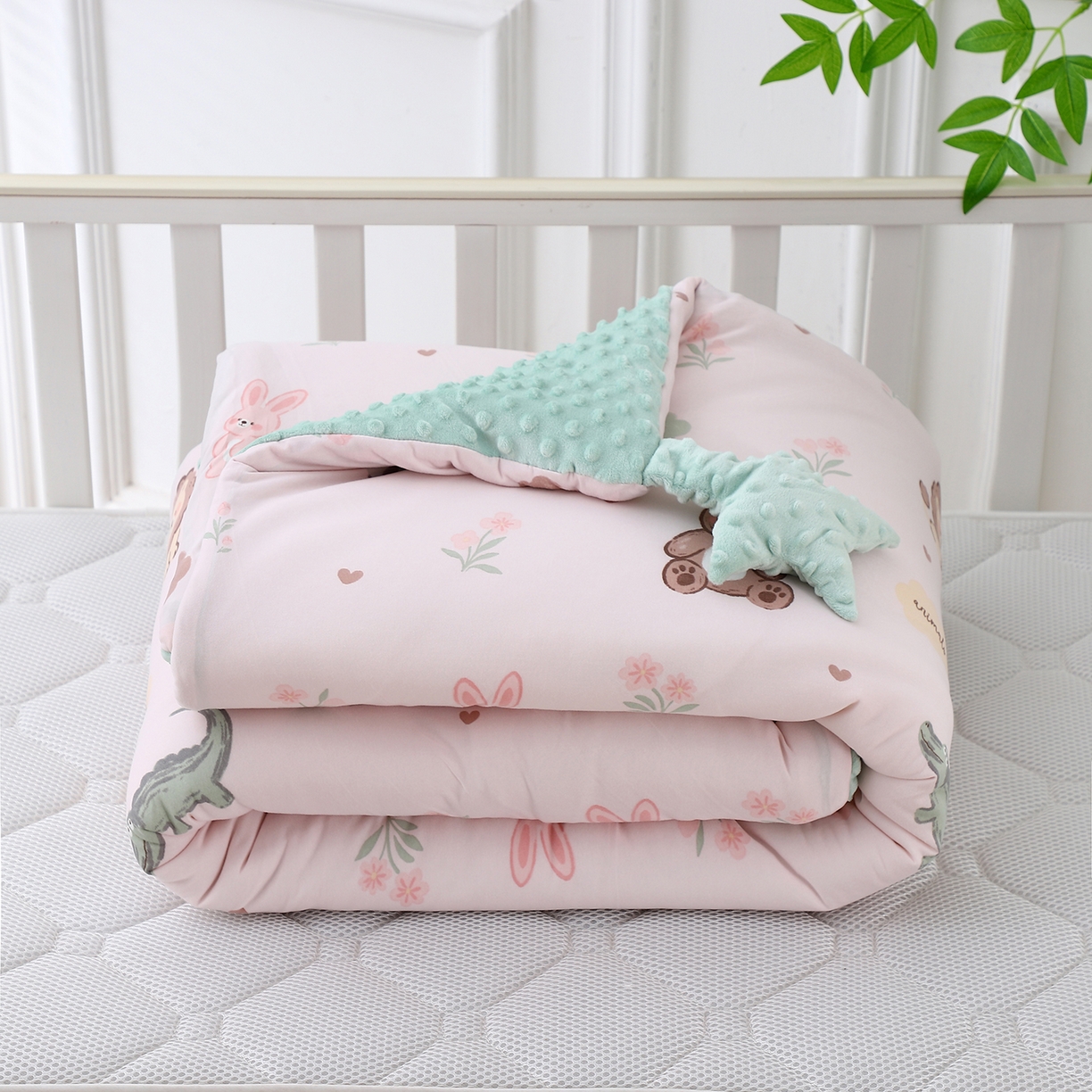 91家纺网 家纺一手货源 找家纺 肖恩毯业 2025秋冬小海星款针织棉宝宝绒豆豆被 动物乐园