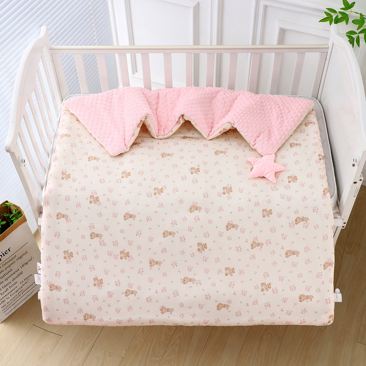 91家纺网 家纺一手货源 找家纺 肖恩毯业 2025秋冬小海星款针织棉宝宝绒豆豆被 小熊苏薇