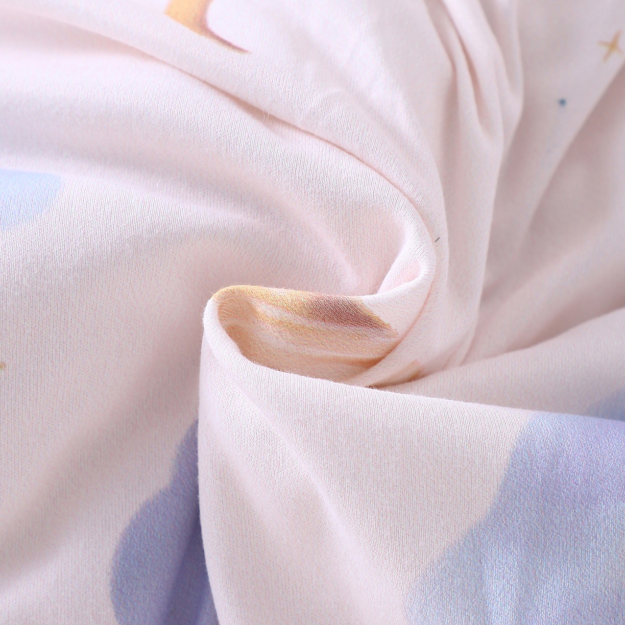 91家纺网 家纺一手货源 找家纺 肖恩毯业 2025秋冬小海星款针织棉宝宝绒豆豆被 云鲸伴眠