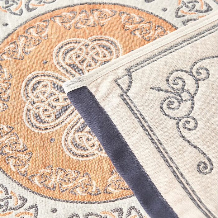 91家纺网 家纺一手货源 找家纺 朴尔家纺-毛巾被2025新款全棉四层纱布休闲枕巾 蒂凡尼-米白