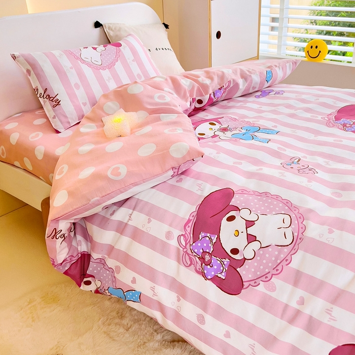 91家纺网 家纺一手货源 找家纺 吉咪兔 2025新款正版三丽鸥库洛米美乐蒂幼儿园被子三件套纯棉被褥六件套午睡条纹美乐蒂