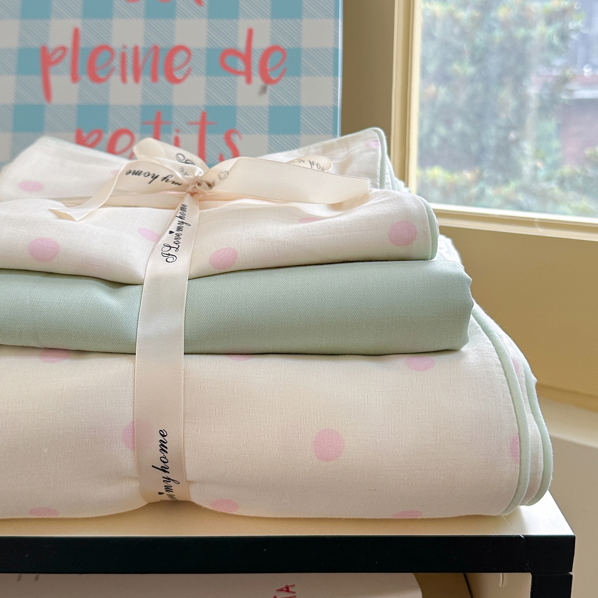 91家纺网 家纺一手货源 找家纺 麦伦家居 2025新品嵌绳款全棉双层纱四件套 奶盐泡泡-绿