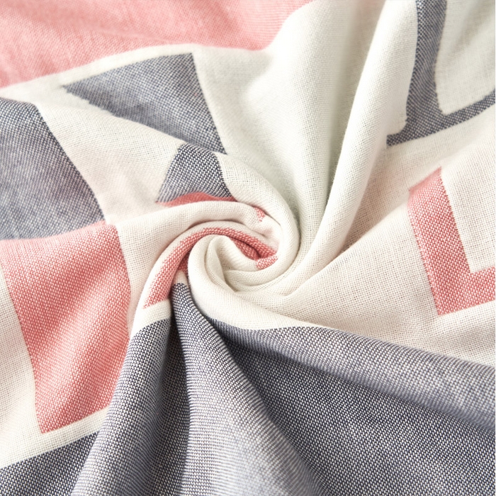 91家纺网 家纺一手货源 找家纺 朴尔家纺-毛巾被2025新款全棉四层纱布休闲枕巾 热爱生活-粉