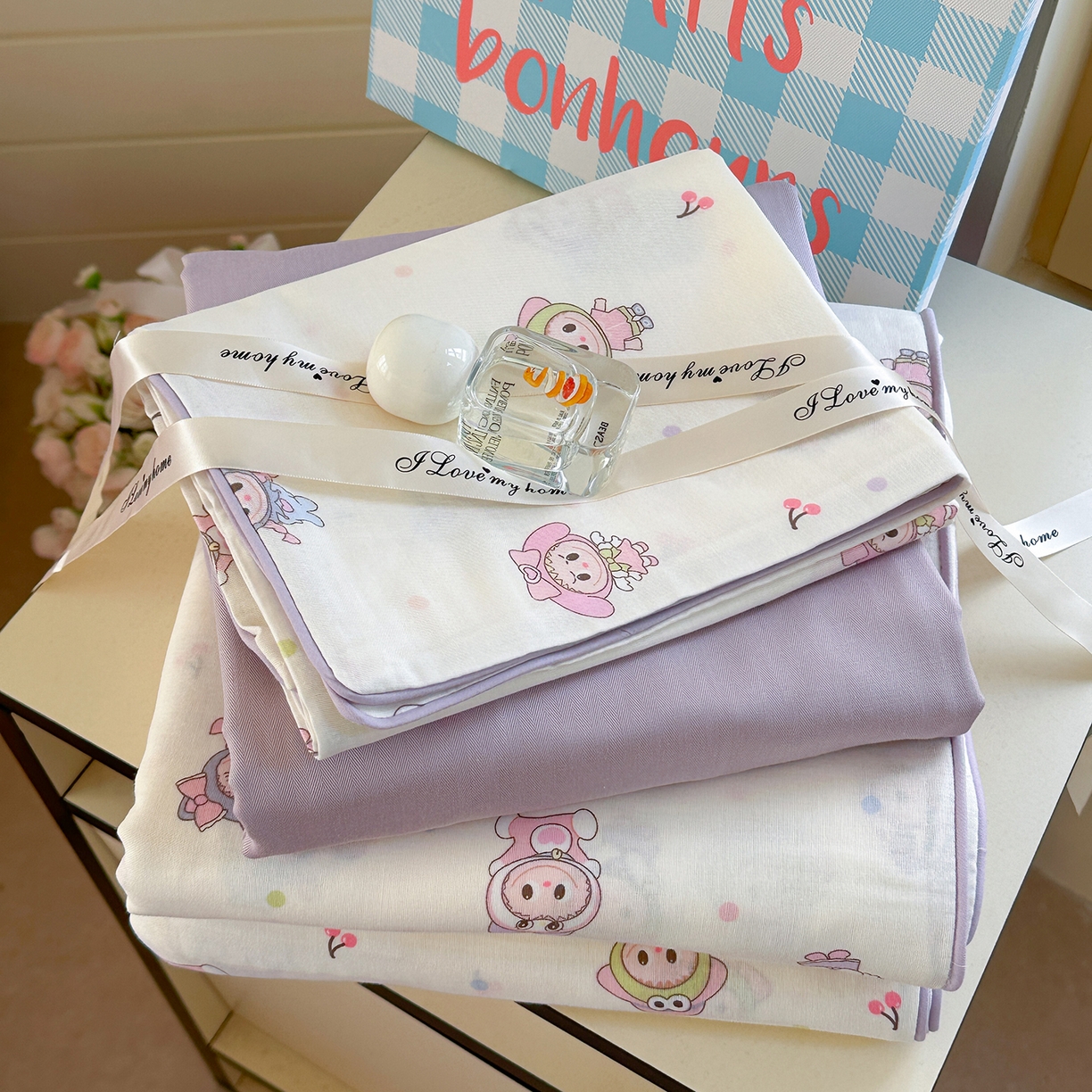 91家纺网 家纺一手货源 找家纺 麦伦家居 2025新品嵌绳款全棉双层纱四件套 嵌绳款-咘咘紫