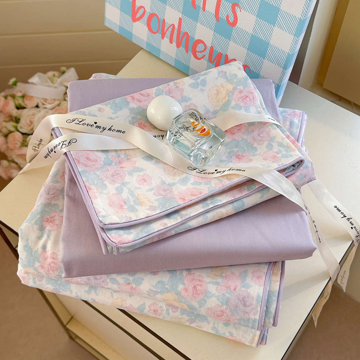 91家纺网 家纺一手货源 找家纺 麦伦家居 2025新品嵌绳款全棉双层纱四件套 嵌绳款-春意