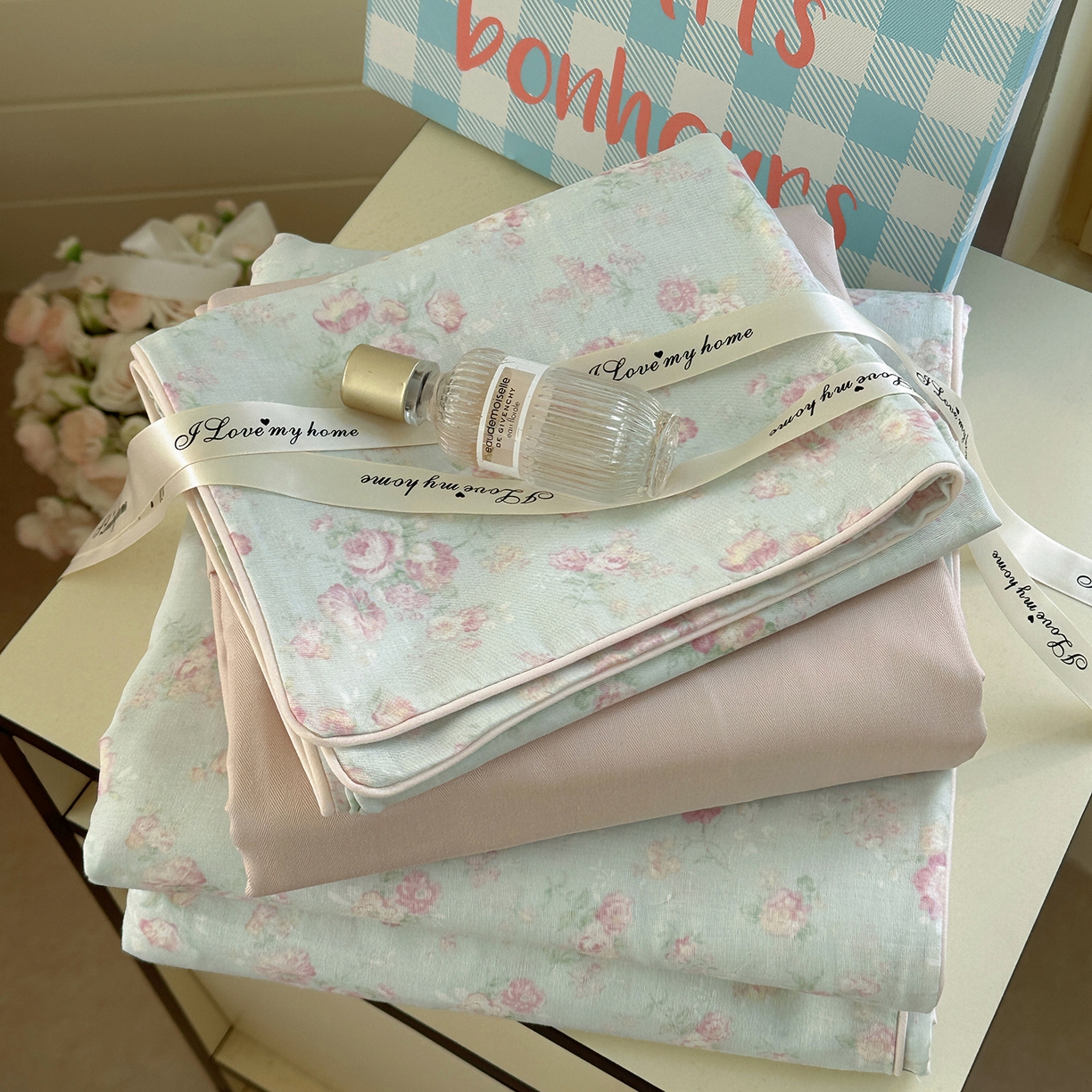 91家纺网 家纺一手货源 找家纺 麦伦家居 2025新品嵌绳款全棉双层纱四件套 嵌绳款-花枝晓绿