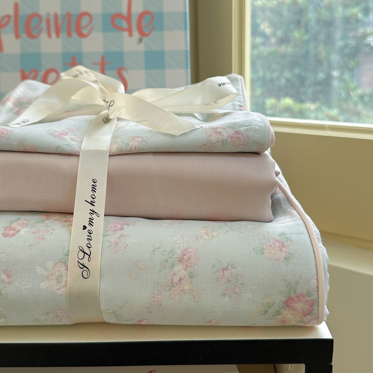 91家纺网 家纺一手货源 找家纺 麦伦家居 2025新品嵌绳款全棉双层纱四件套 嵌绳款-花枝晓绿