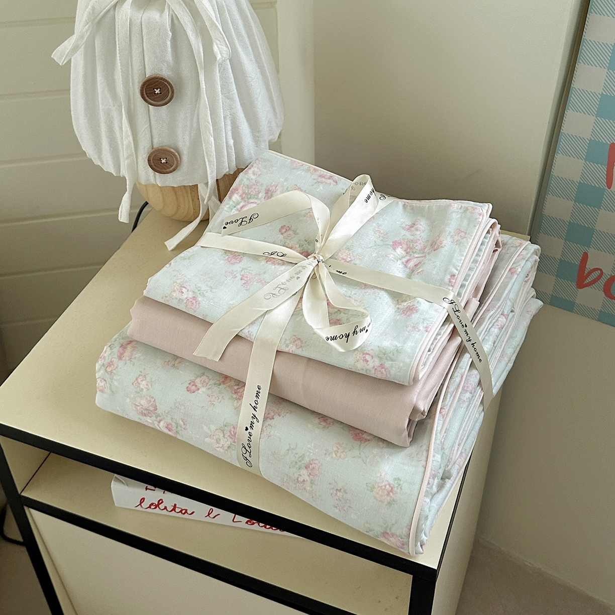 91家纺网 家纺一手货源 找家纺 麦伦家居 2025新品嵌绳款全棉双层纱四件套 嵌绳款-花枝晓绿