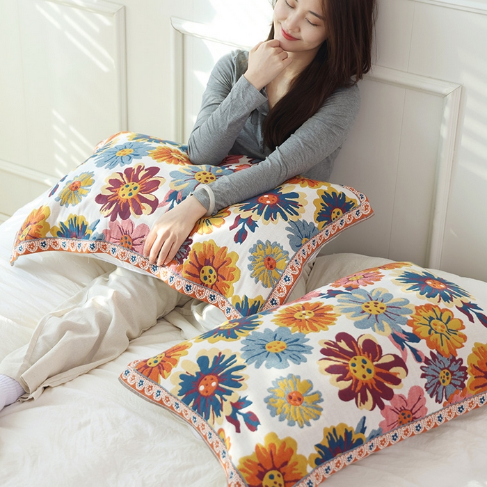 91家纺网 家纺一手货源 找家纺 朴尔家纺-毛巾被2025新款彩棉国潮风全棉六层纱布枕巾 繁花朵朵-枕巾