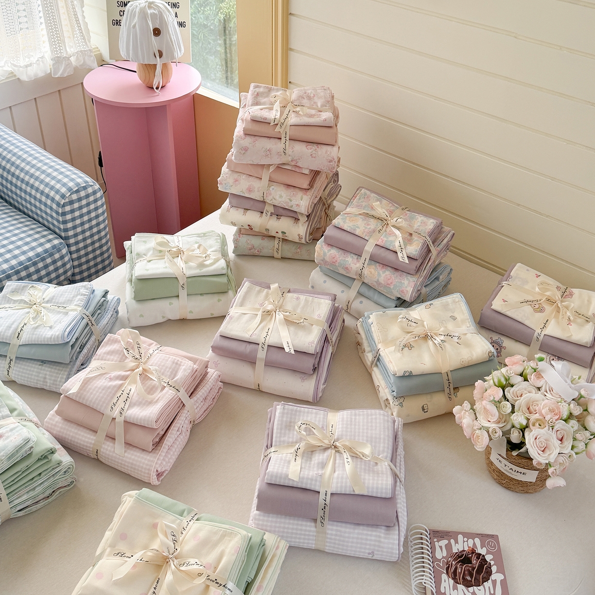 91家纺网 家纺一手货源 找家纺 麦伦家居 2025新品嵌绳款全棉双层纱四件套 组合图