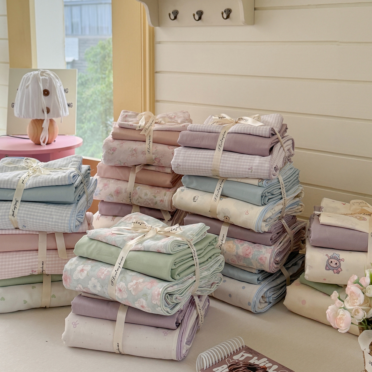 91家纺网 家纺一手货源 找家纺 麦伦家居 2025新品嵌绳款全棉双层纱四件套 组合图