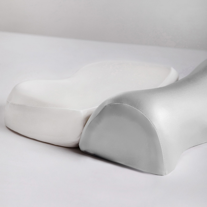 91家纺网 家纺一手货源 找家纺 靓星家纺 2025新款牵引记忆枕芯锦氨透气凉感零压深睡记忆牵引按摩枕芯枕头 白+灰