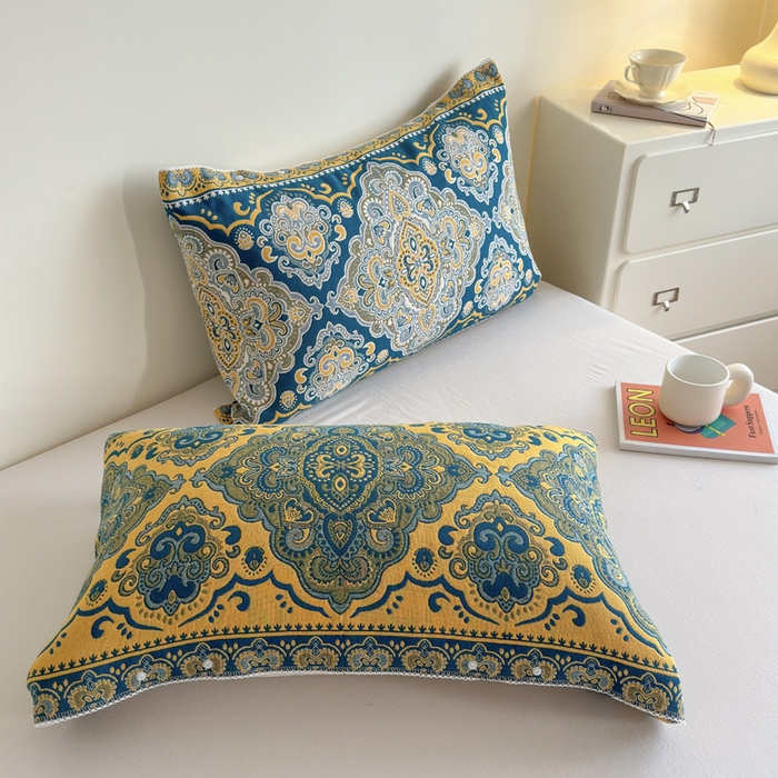 91家纺网 家纺一手货源 找家纺 朴尔家纺-毛巾被2025新款半包可调节暗扣魔术全棉三层纱布枕巾 大马士革纹-蓝黄